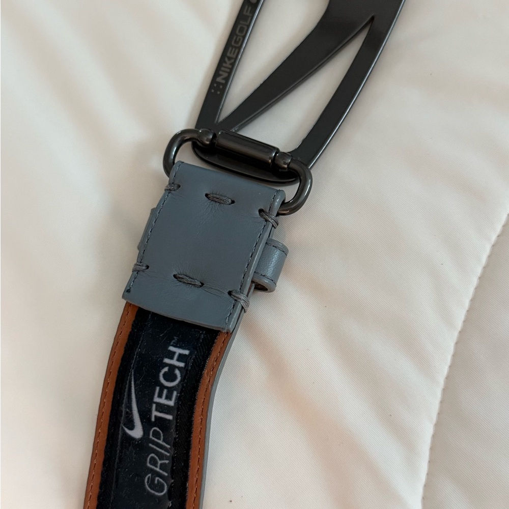 Nike Gray Leather Belt - Picture 6 of 6